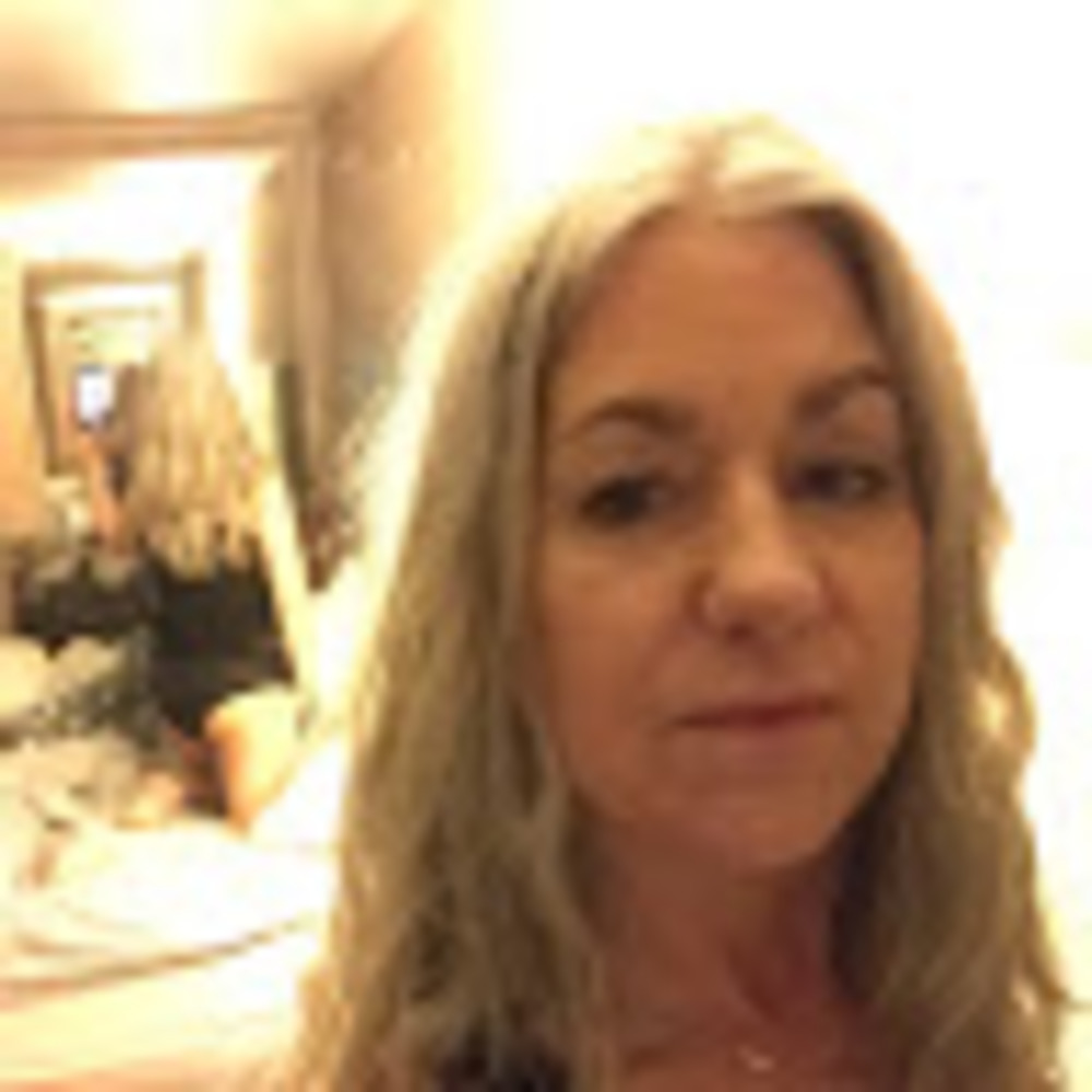 Meet your Posher, Laurie